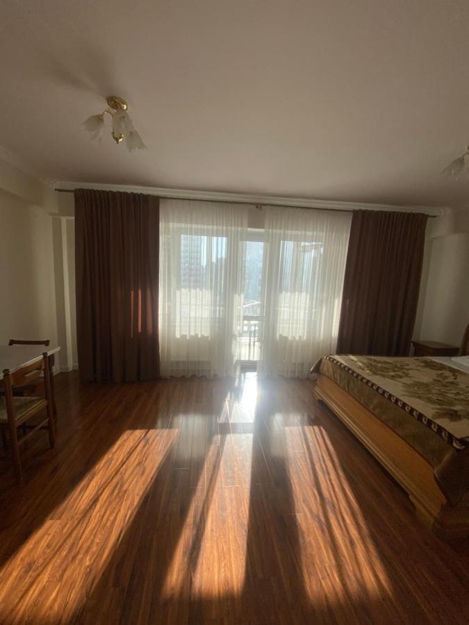 Appartement Avec 2 Chambres En Centre Ville Chişinǎu Buitenkant foto